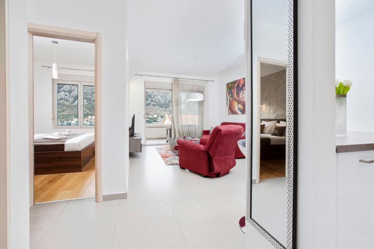 De Lux Apartments Sirena Kotor Dış mekan fotoğraf