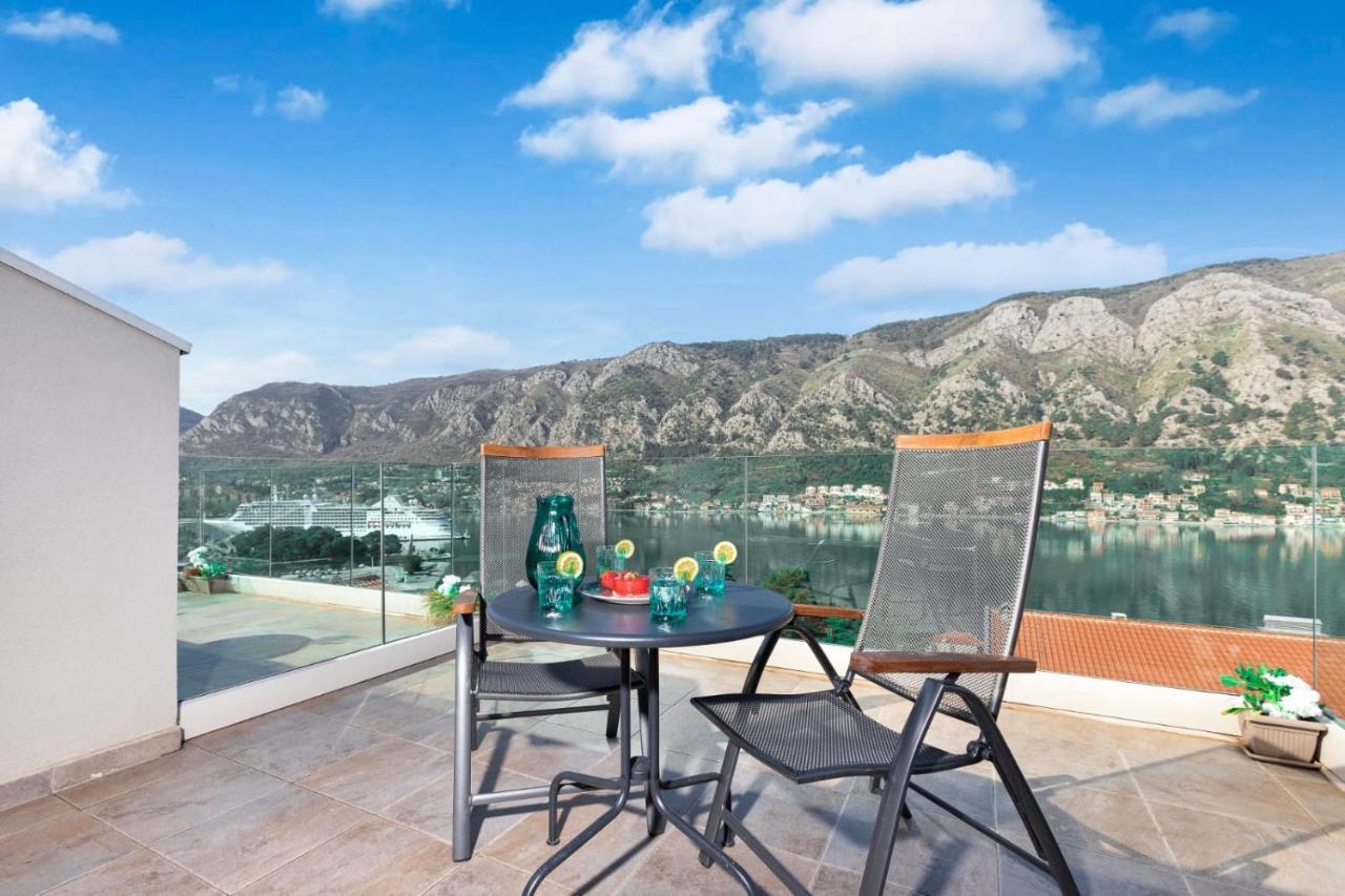 De Lux Apartments Sirena Kotor Dış mekan fotoğraf
