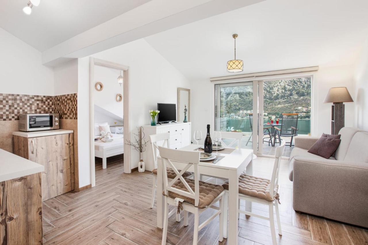 De Lux Apartments Sirena Kotor Dış mekan fotoğraf