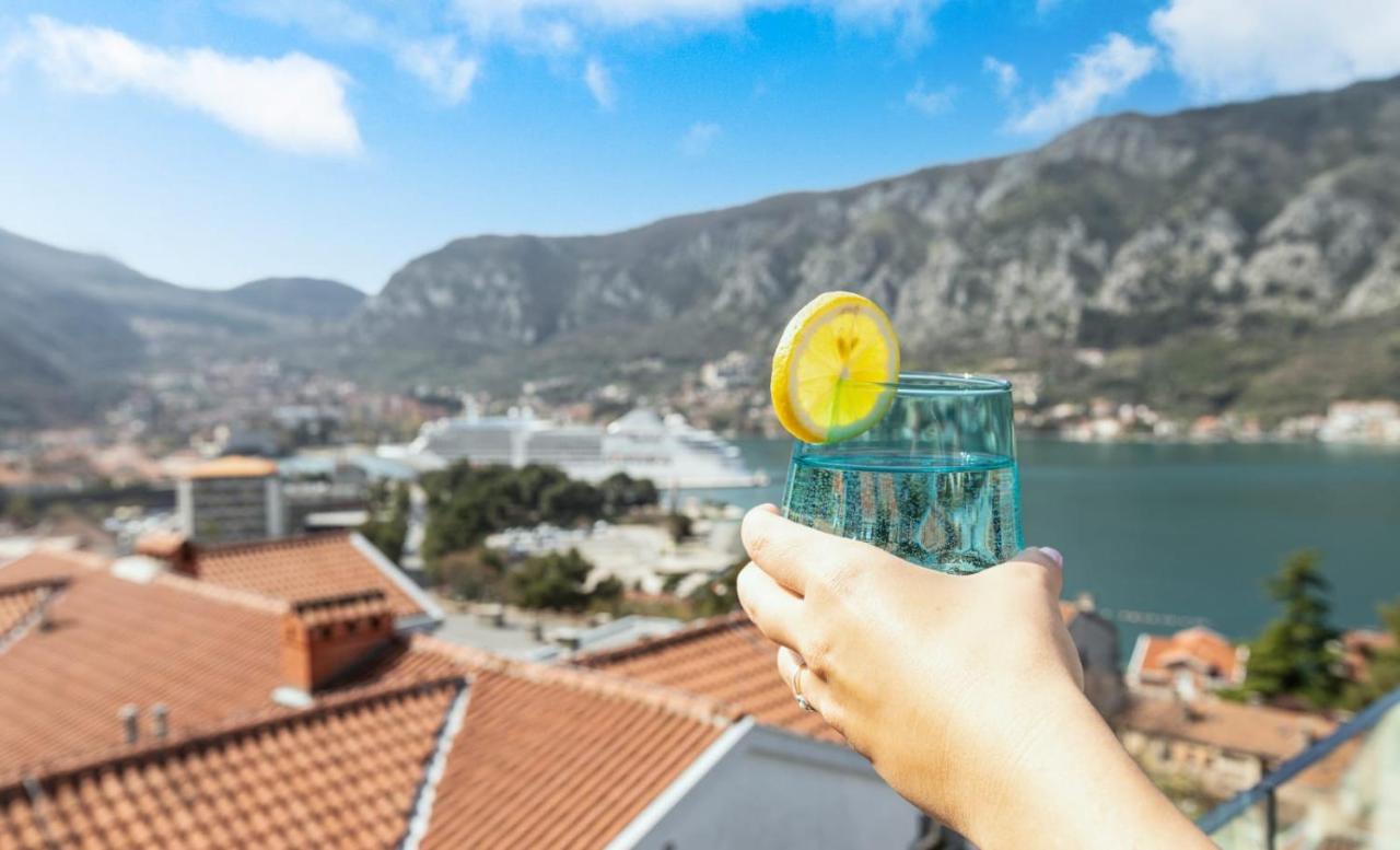 De Lux Apartments Sirena Kotor Dış mekan fotoğraf