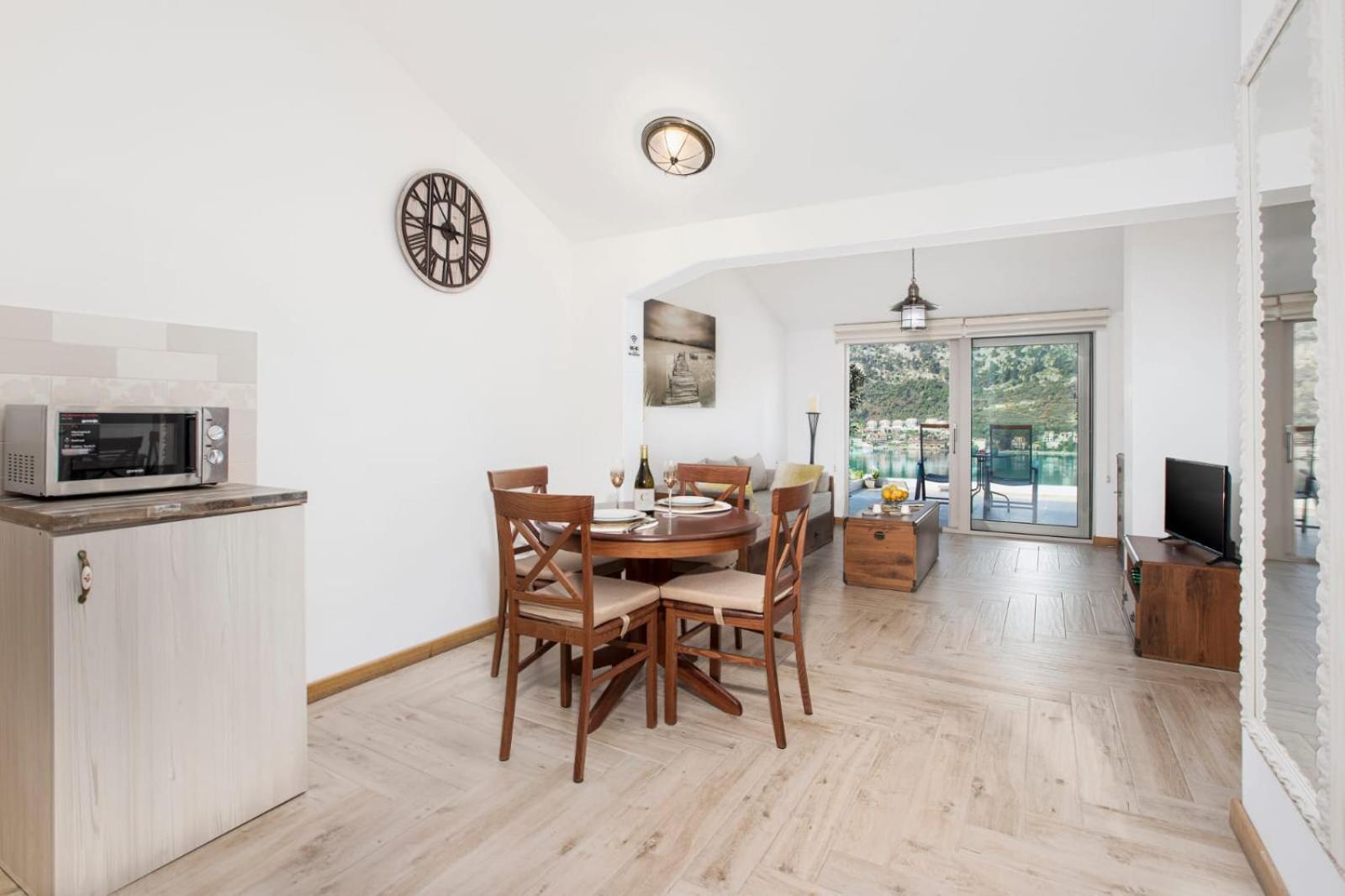 De Lux Apartments Sirena Kotor Dış mekan fotoğraf